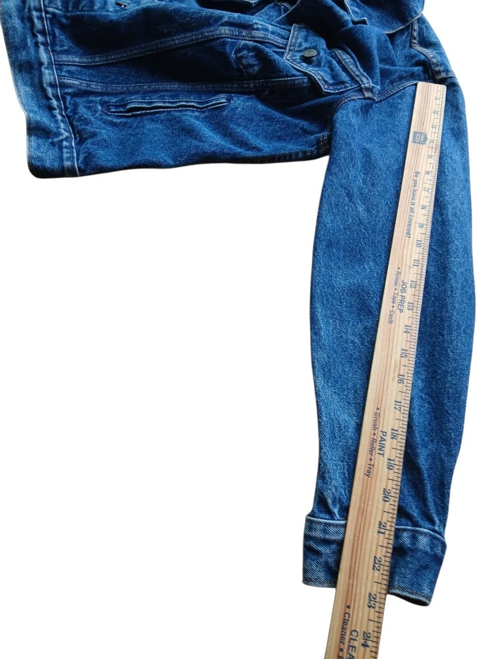 Levi's Vintage Size 40R Made In USA Medium Blue Denim Jacket